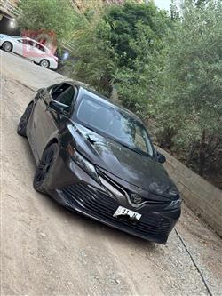 تۆیۆتا کامری